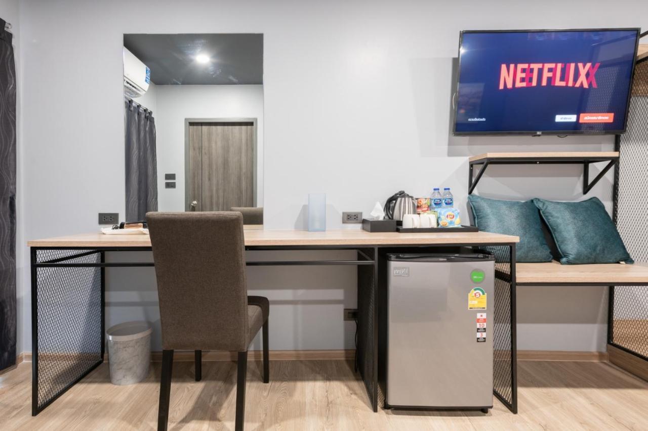 Oblique Apartment - ออฟบลิค อพาร์ทเมนท์ Нонтхабури Экстерьер фото